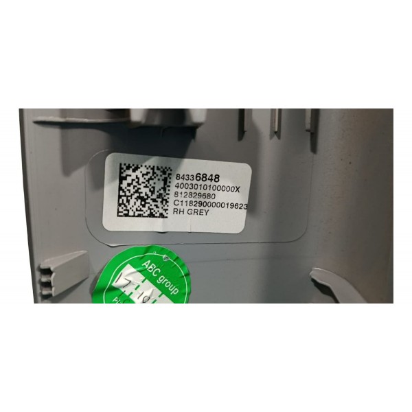 Acabamento Coluna Parabrisa Direito Chevrolet Equinox 2018