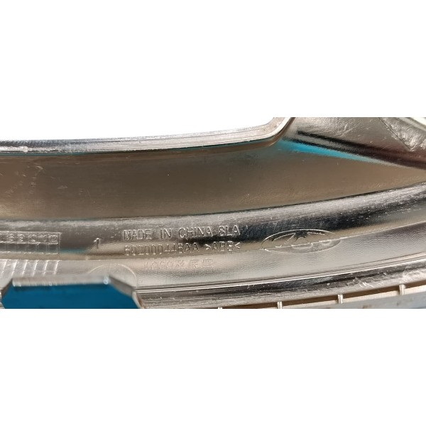 Emblema Cromado Original Chery Tiggo 8 Prateado