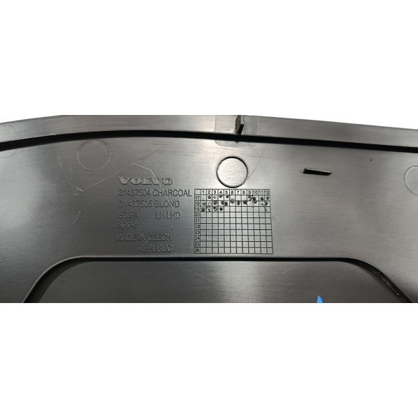 Tampa Acabamento Esquerda Painel Volvo S60 2019 Preto