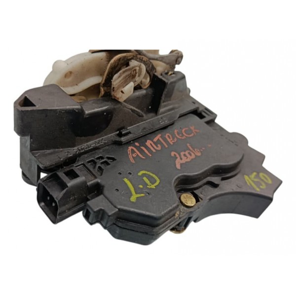 Fechadura Porta Direita Mitsubishi Airtrek 2006