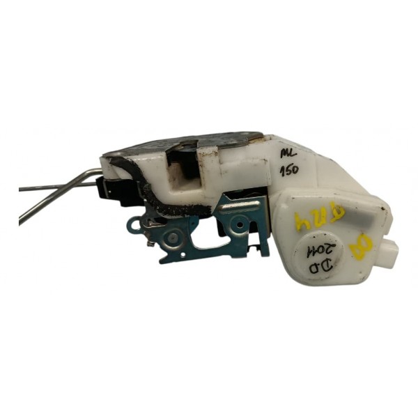 Fechadura Porta Dianteira Direita Mitsubishi Tr4 2010