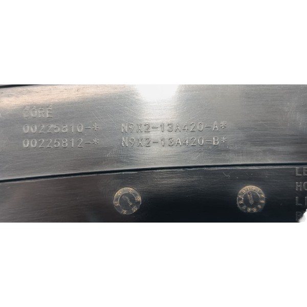 Lanterna Direita Tampa Tras Range Rover Sport 3.0 D350 2024 Direito/passageiro Vermelho