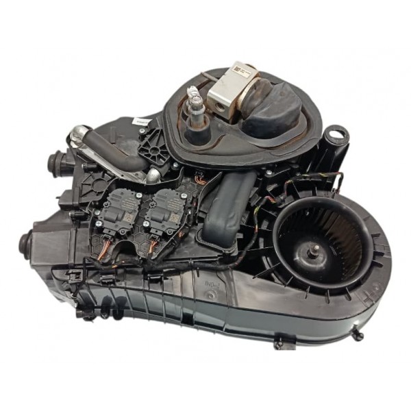 Caixa Ar Condicionado Range Rover Sport 3.0 D350 2024