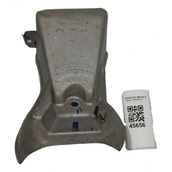 Protetor Calor Coletor Direito Mercedes C180 2017