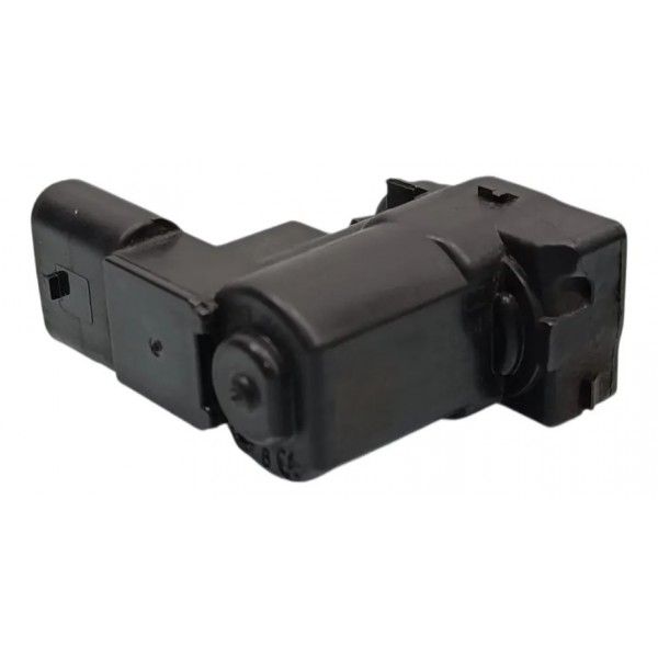 Atuador Motor Portinhola Do Tanque Volvo S60 Híbrido 2020