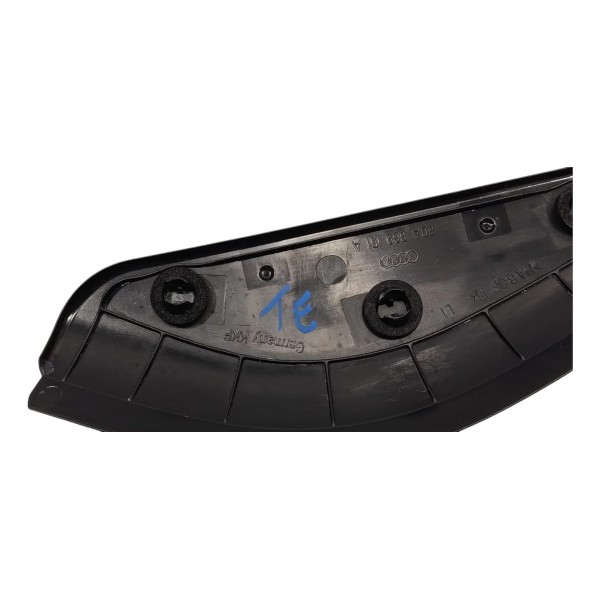 Suporte Vedação Porta Traseira Esq Audi Q5 2.0 Híbrido 2023