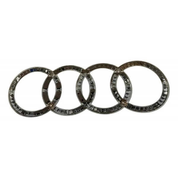 Emblema Audi Audi Q5 2.0 Híbrido 2023 Prateado