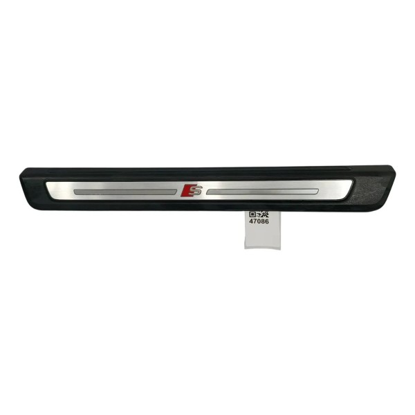 Soleira Dianteira Esquerda Audi Q5 2.0 Híbrido 2023 Preto