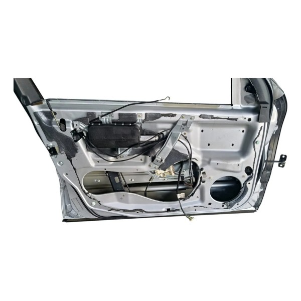 Porta Dianteira Esquerda Com Acessórios Mercedes C200 2006 Dianteira Esquerdo Prateado