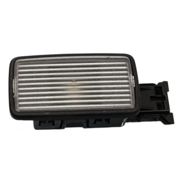 Luz De Cortesia Forro Porta Volvo Xc60 2018