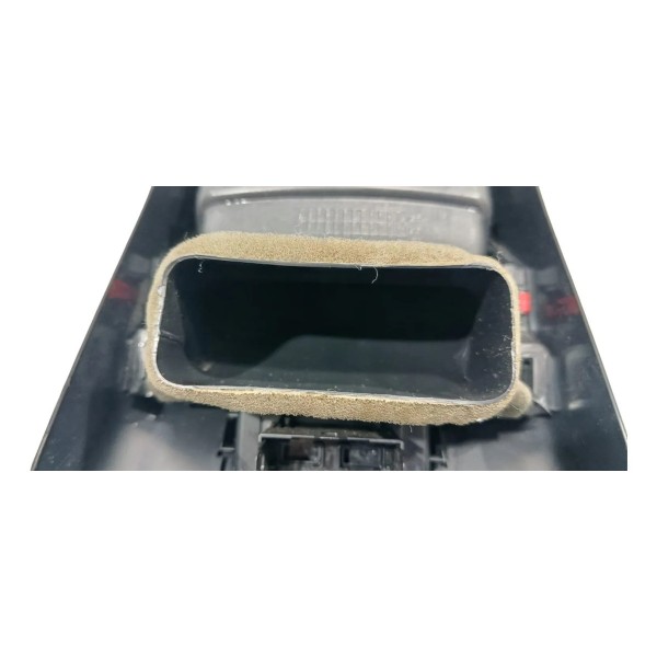 Difusor De Ar Traseiro Central Corolla Cross Hybrid 2024