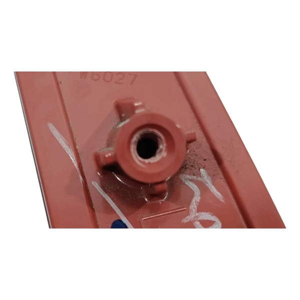 Refletor Olho De Gato Toyota Corolla Cross Hybrid 2024 Vermelho