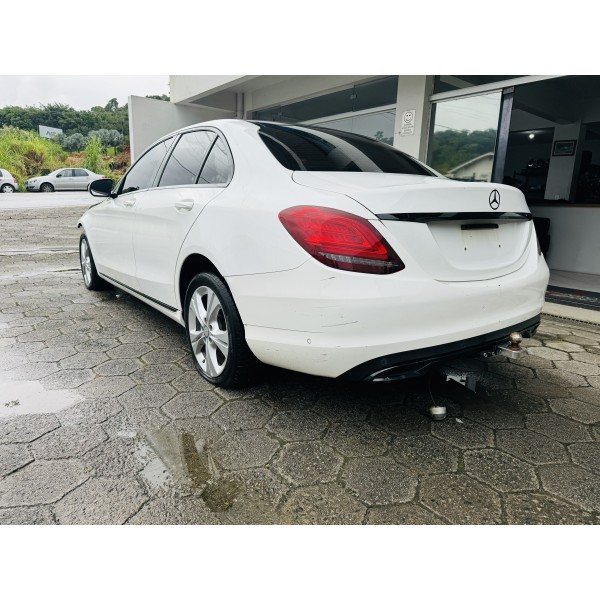 SUCATA M. BENZ C180