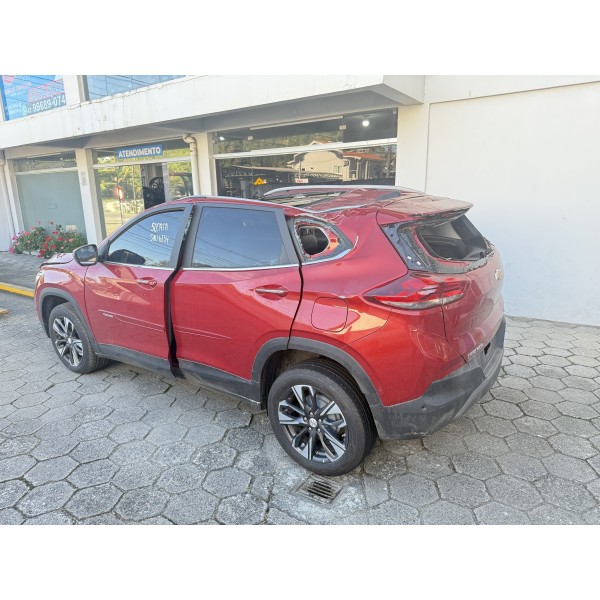 SUCATA TRACKER 12T A PR