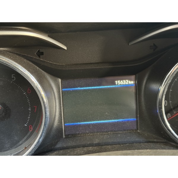 SUCATA TRACKER 12T A PR
