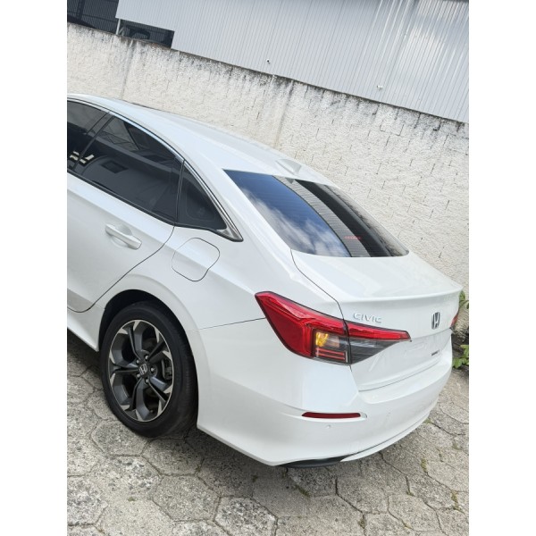 SUCATA Honda Civic Touring 2.0 HEV 2024