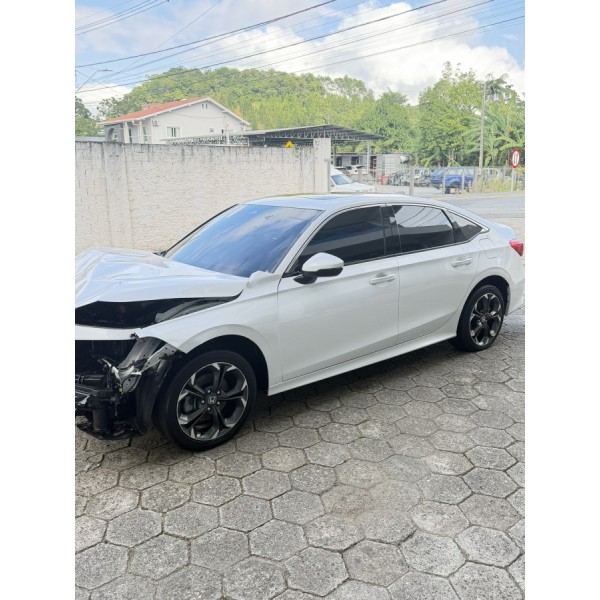 SUCATA Honda Civic Touring 2.0 HEV 2024