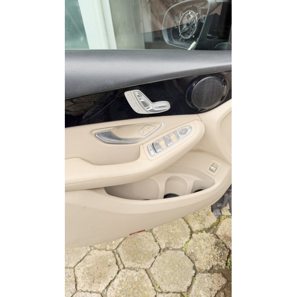 SUCATA GLC 250 4MATIC
