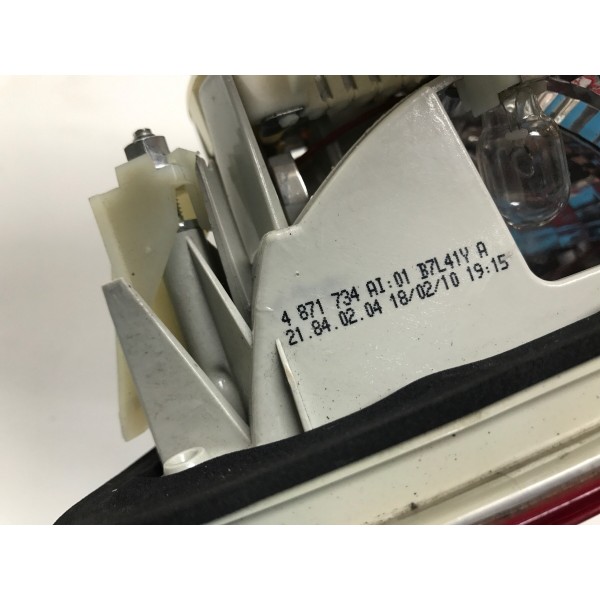 Sinaleira Direita Bmw 320 2011 4871734 Direito