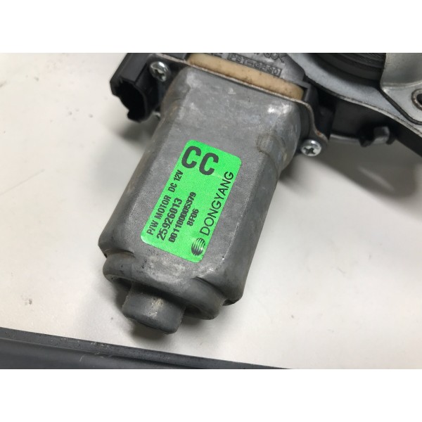 Máquina De Vidro Traseira Esquerda Chevrolet Captiva 2010