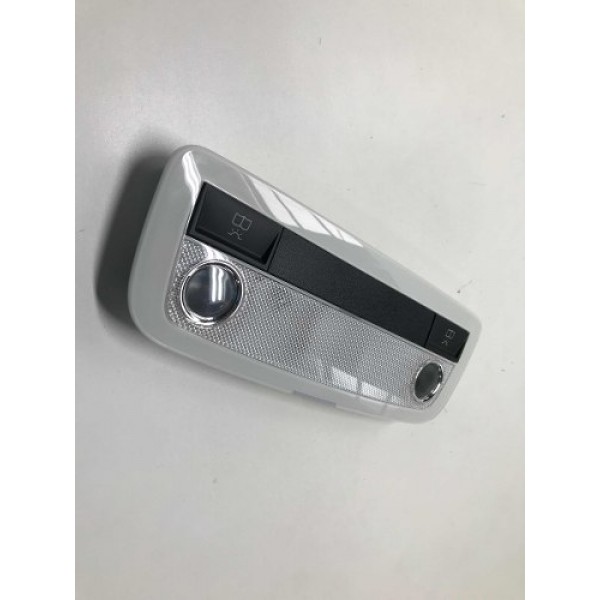 Luz Do Teto Mercedes-benz A200 2017 A2048204901