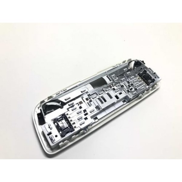 Luz Do Teto Mercedes-benz A200 2017 A2048204901