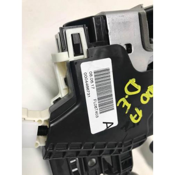 Fechadura Dianteira Esquerda Mercedes-benz A200 2017