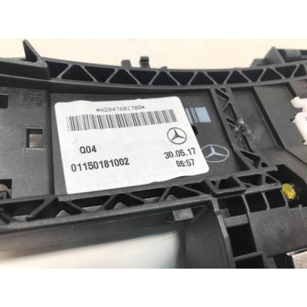 Suporte Maçaneta Diant. Esquerda Mercedes-benz A200 2017