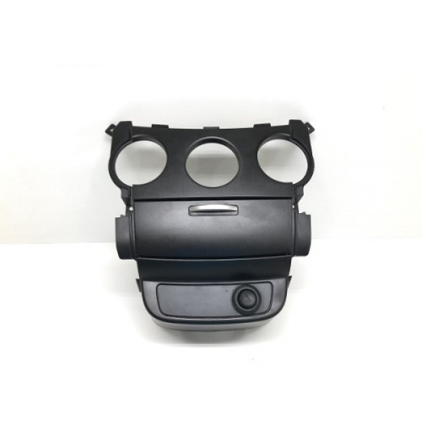 Porta Treco Painel Console Central Ssangyong Korando 2012