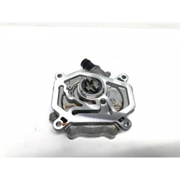 Bomba De Vácuo Motor Mercedes-benz C180 C200 2.0 Turbo 2016 