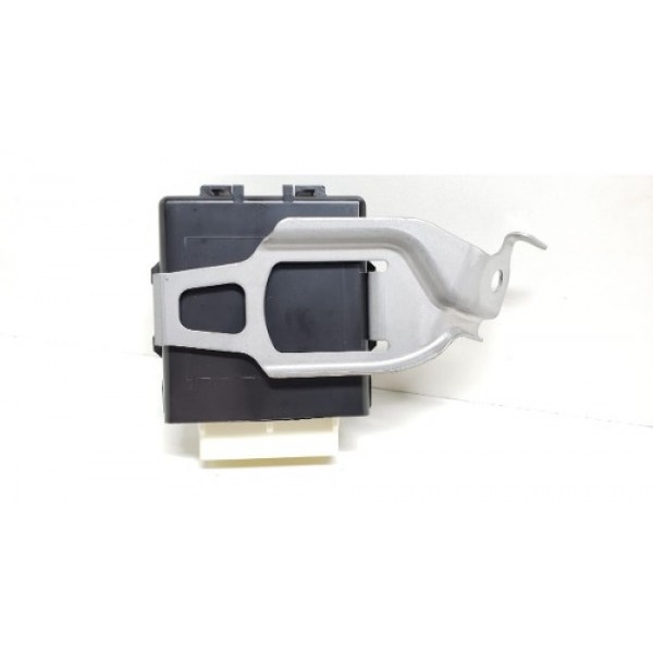 Relê Limpador Parabrisa Toyota Prius Híbrido 1.8 2016  Preto