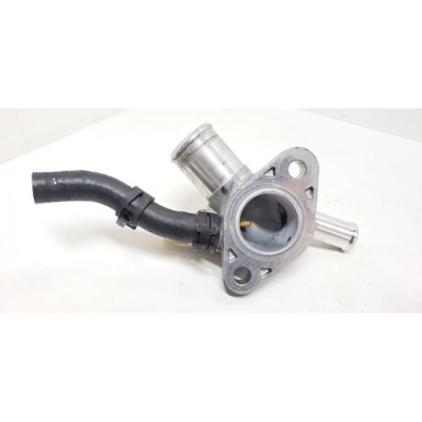 Carcaça Água Motor Toyota Prius Híbrido 1.8 2016