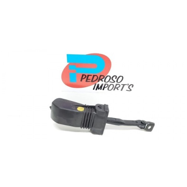 Limitador Porta Dianteira Direita Audi A3 1.8 Sportback 2014 8v0837267