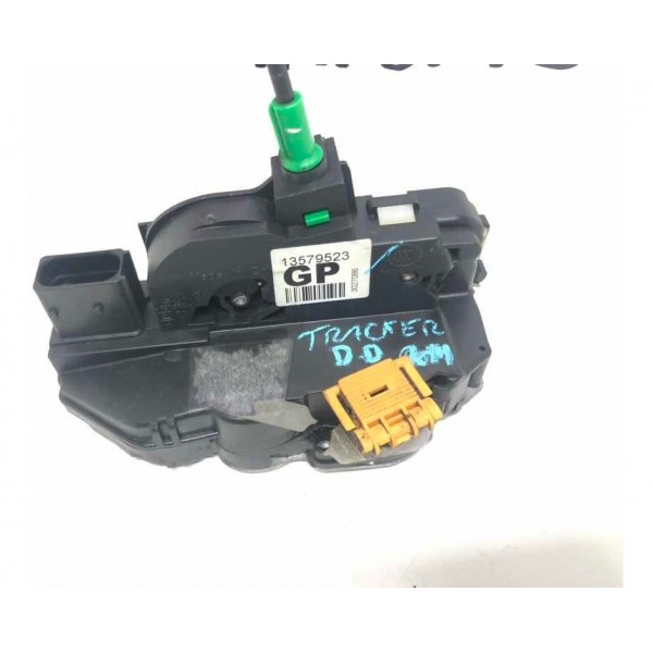 Fechadura Dianteira Direita Chevrolet Tracker 2014