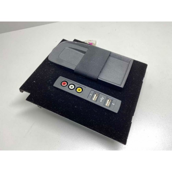 Cabo Usb Auxiliar  Mercedes-benz S63 Amg W217 2015 A22282300