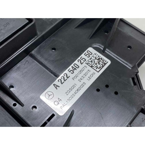 Módulo Fusível Mercedes-benz S63 Coupe 2015 A2225402550