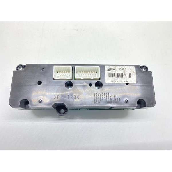 Comando Air Condition Mitsubishi L200 Triton 2013 T916536