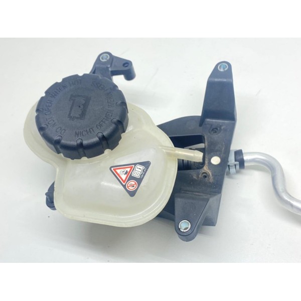 Reservatório Água Mercedes-benz Amg S63 5.5 V8 2015 