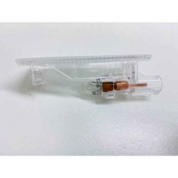 Lâmpada Interna Toyota Corolla Hybrid 2020 Cod. 1911