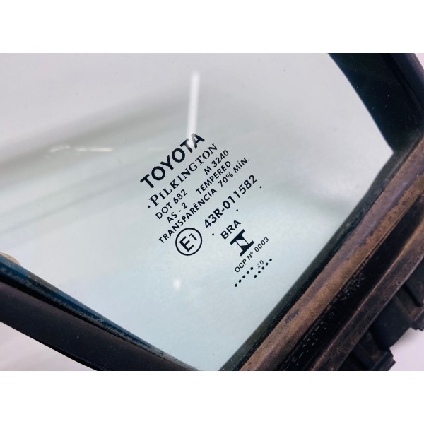 Vidro Vigia Porta Dianteira Direita Toyota Corolla Hybrid 20