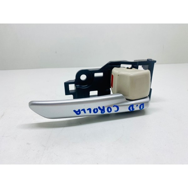 Maçaneta Interna Porta Dianteira Direita Corolla Hybrid 2020 - Dianteira