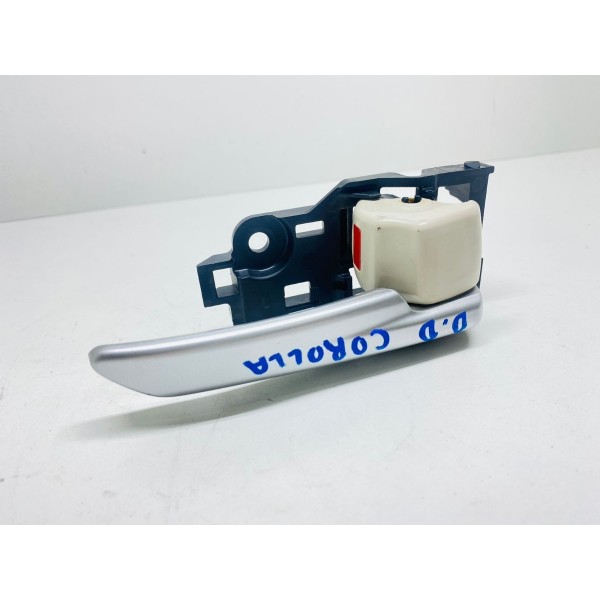 Maçaneta Interna Porta Dianteira Direita Corolla Hybrid 2020 - Dianteira