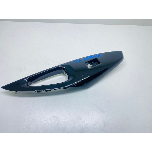 Painel Interruptor Porta Traseira Esquerda Corolla Hybrid 20 Preto
