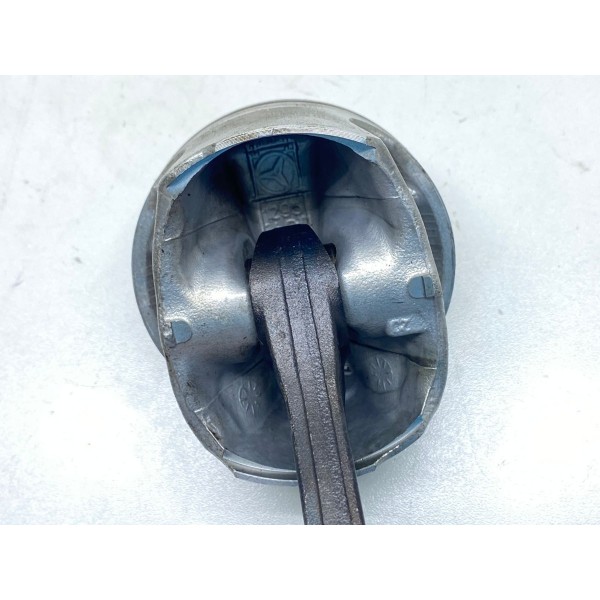 Biela Com Pistão Motor Mercedes-benz C180 C200 2015