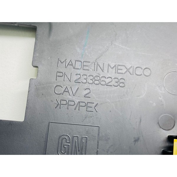 Carregador Com Acabamento Gm Equinox Premier 2019  23386238