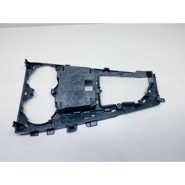 Suporte Console Central Audi A4 2.0 Ambiente 2018 8w1864261c