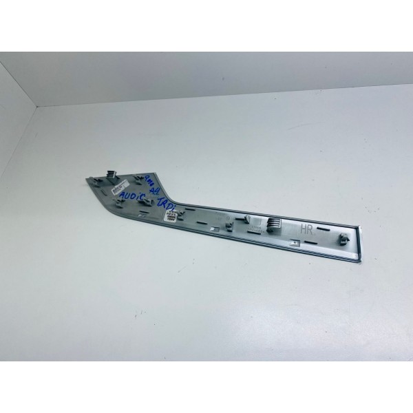 Acabamento Puxador Traseiro Direita Audi A4 A5 2.0 Tfsi 2018