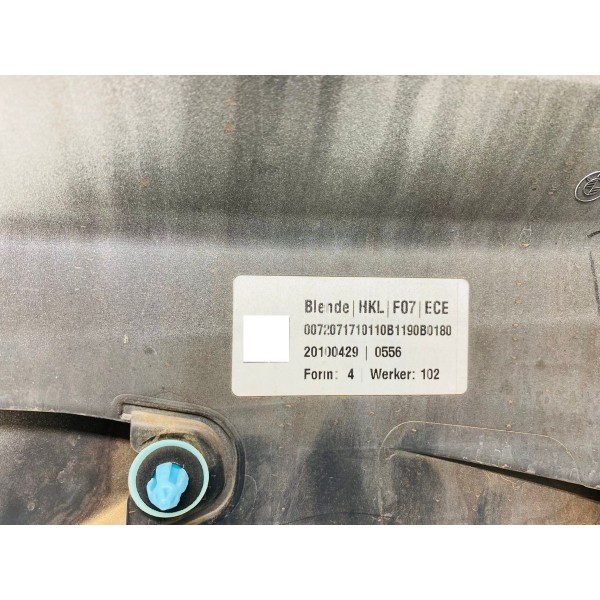 Aplique Capô Traseiro Bmw 535 Gt 35i 2012 Cód. 7235174 Prateado