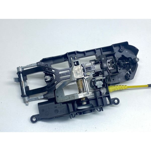 Suporte Maçaneta Traseira Direita Bmw 535 Gt 35i 2012  Preto