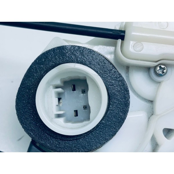 Fechadura Traseira Esquerda Toyota Prius Híbrido 1.8 2017